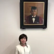 早稲田大学